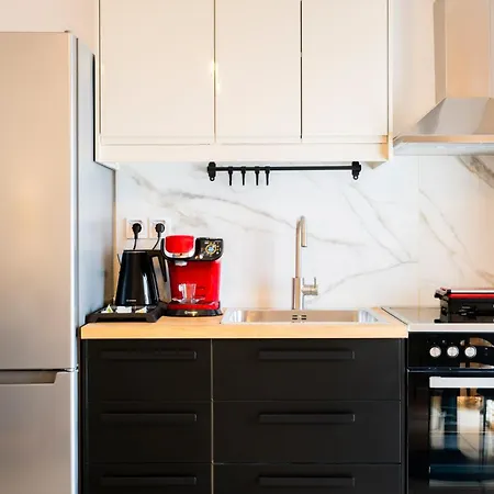 Elegant Loft # B2 *